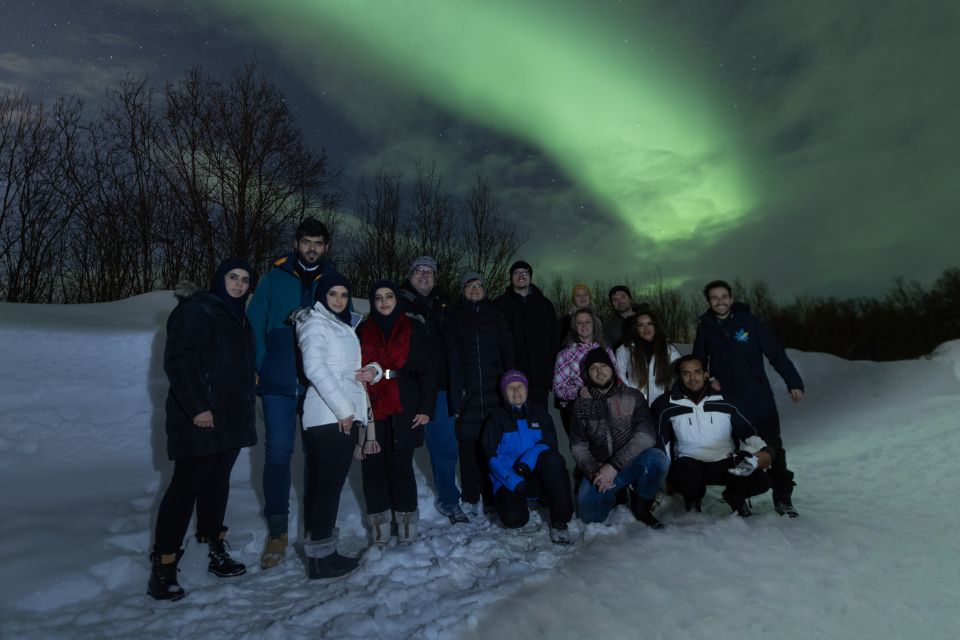 Tromsø: Aurora Borealis Chase With Guide, Meals & Campfire - Age Restrictions and Facilities