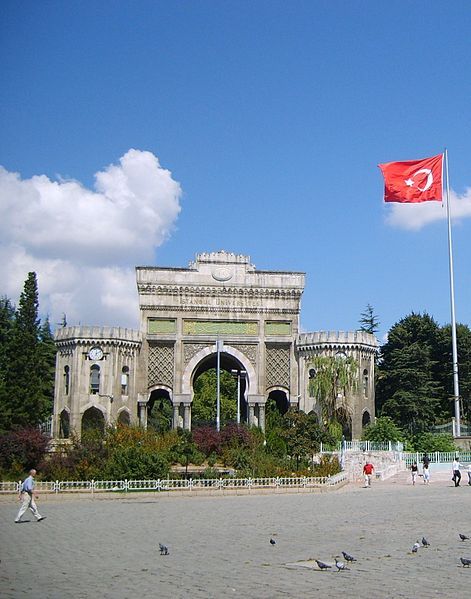 University to Findikzade & Samatya Full-Day With Lunch - Samatya District