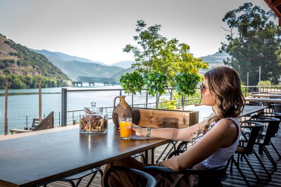 Upper Douro Valley - the Crown Jewel - Riverfront Dining Experience