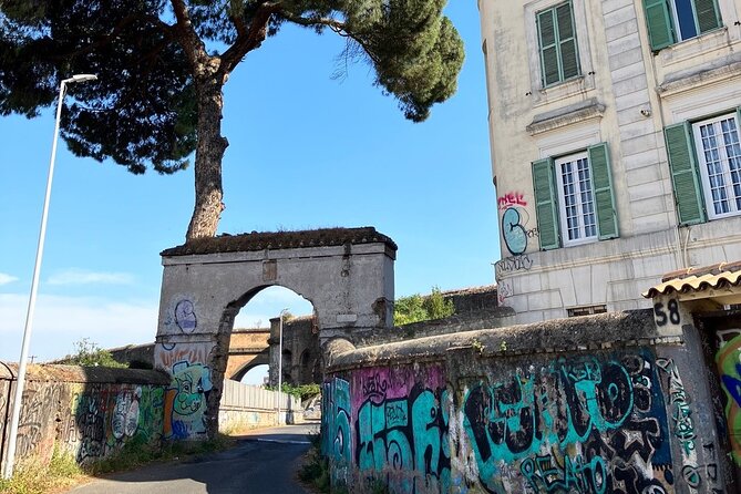 Urban Hike to the Aqueduct Park in Rome - Experience Highlights: The Guide