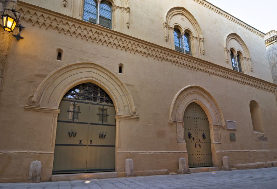 Valletta: Maltas Noble Homes and Palaces Private Tour - Language and Accessibility