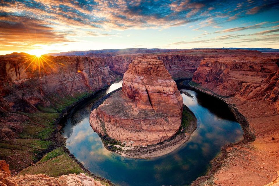 Vegas: Antelope Canyon, Grand Canyon, Zion & Horseshoe Bend - Experiencing Horseshoe Bend