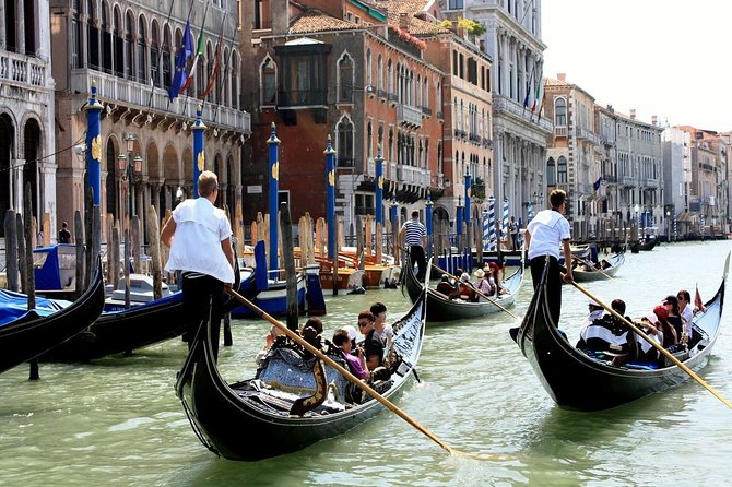 Venice Gondola Ride & Additional Meal Break at Illy Café - Optional Meal Break at Illy Café