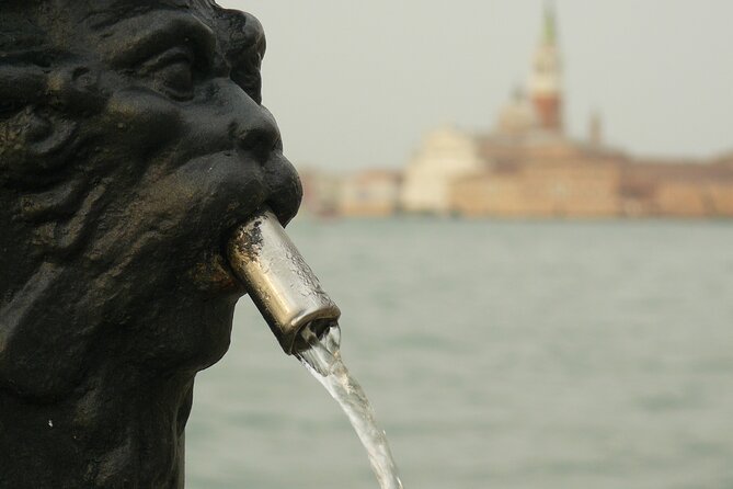 Venice Photography Walking Tour With Private Guide - Personalized Attention From a Professional Photographer Guide