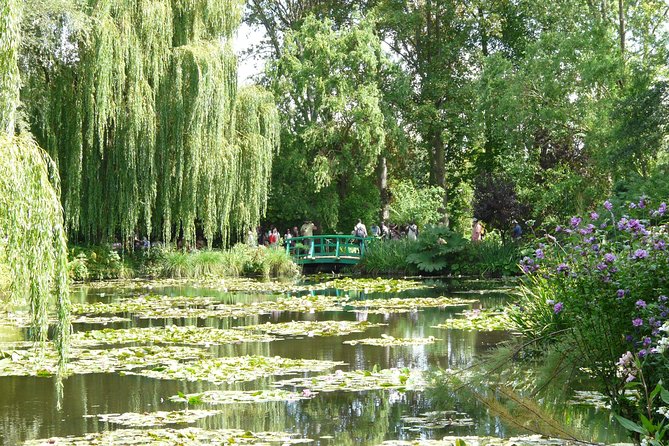 Versailles Palace and Giverny Monet House Guided Visit With Lunch From Paris - Transportation and Accessibility