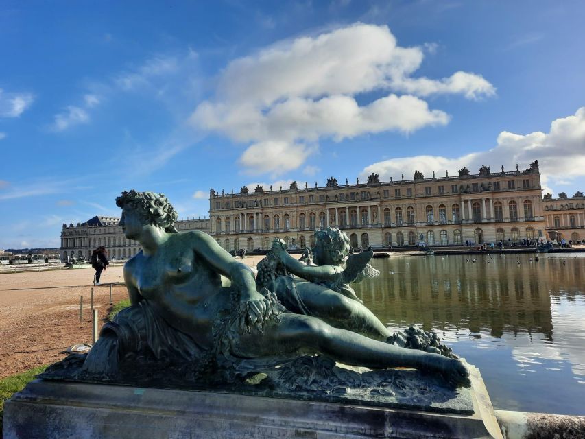 Versailles Round-Trip Transfers: Multiple Departures - Important Considerations