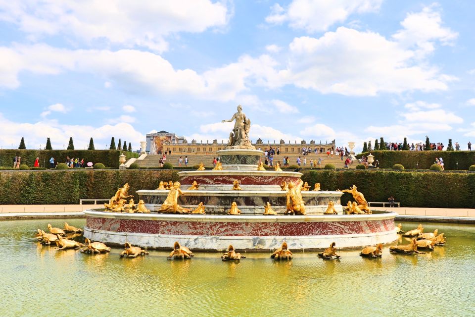 Versailles: Skip-The-Line Guided Palace Tour W/ Gardens - Availability and Booking