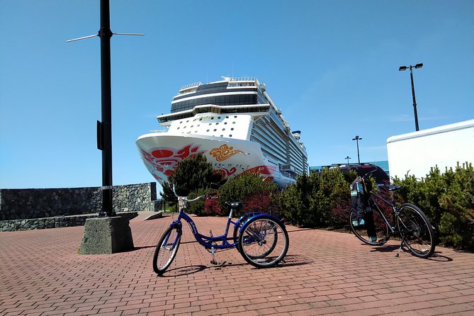 Victoria Pedal Bike Tour for Cruise Guests - Castle Hoods Legends - Sights Along the Way