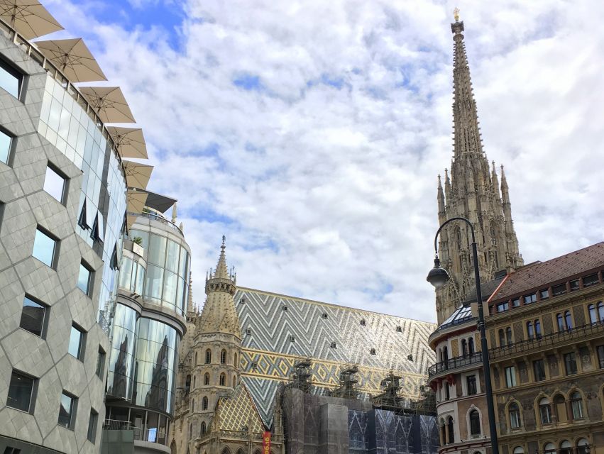 Vienna: City Center Guided Walking Tour - Lipizzaner Horses