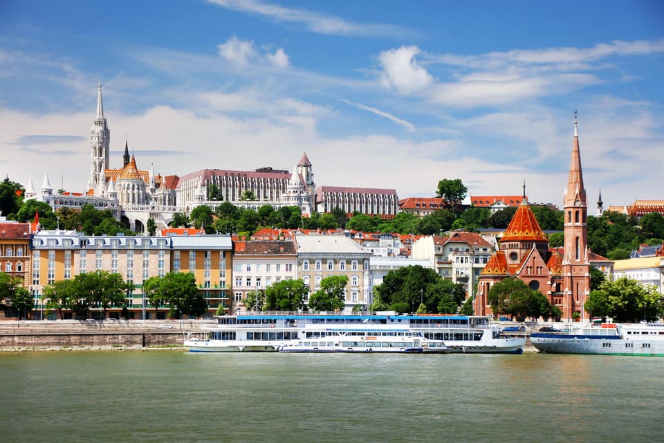 Vienna: Private Day Tour to Budapest - Transport and Driver