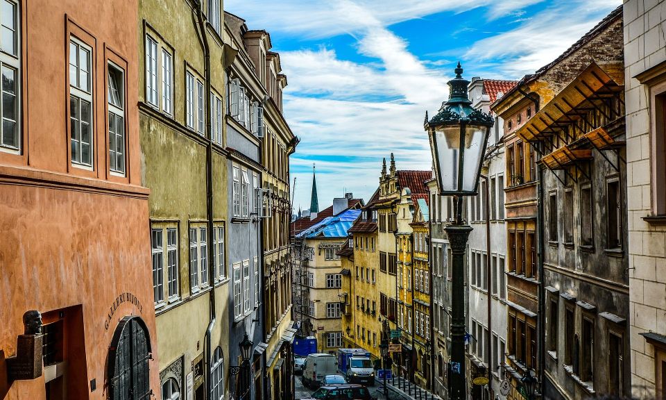 Vienna: Private Full-Day Trip to Prague - Exploring the Golden City