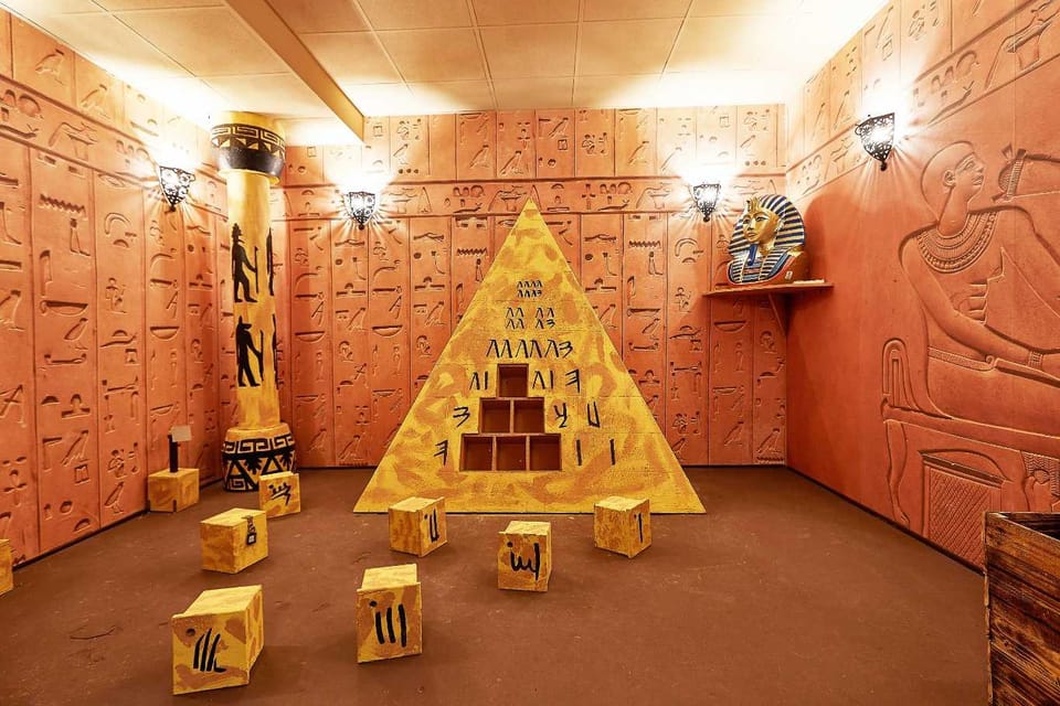 Vienna: Scavenger Escape Room: Egyptian Adventure - Accessibility and Language