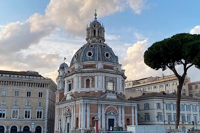 VIP Vatican, Sistine Chapel Tour & Entrance to St Peter Basilica - Exploring the Vatican Museums