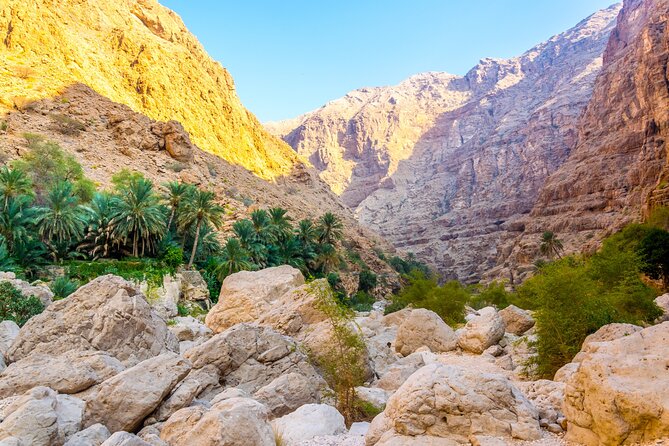 Wadi Shab and Bimmah Sinkhole Private Full Day Tour - Wadi Shab Exploration