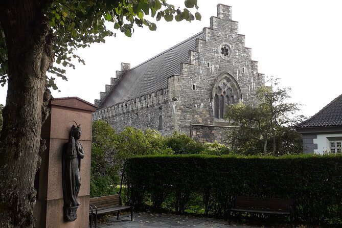 Walking Tour: Medieval Spirit of Bergen - Taking in Bergens Cultural Heritage