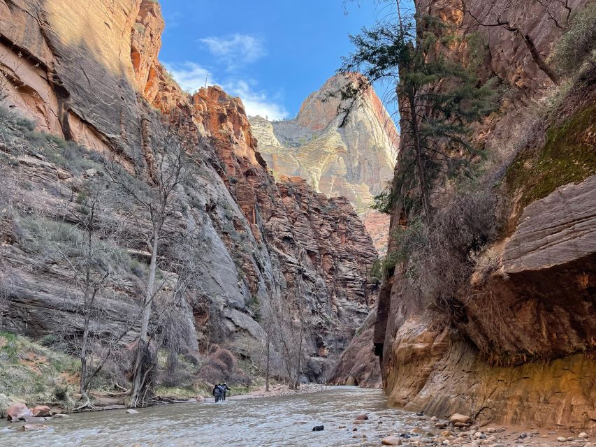 Zion Narrows - Guided Hike and Picnic - Exploring Orderville Gulch and Wall Street