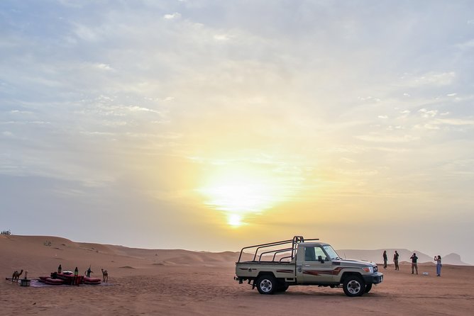 4x4 Hatta Safari to Fossil Rock & Honey Bee Garden Visit With Breakfast - Key Points