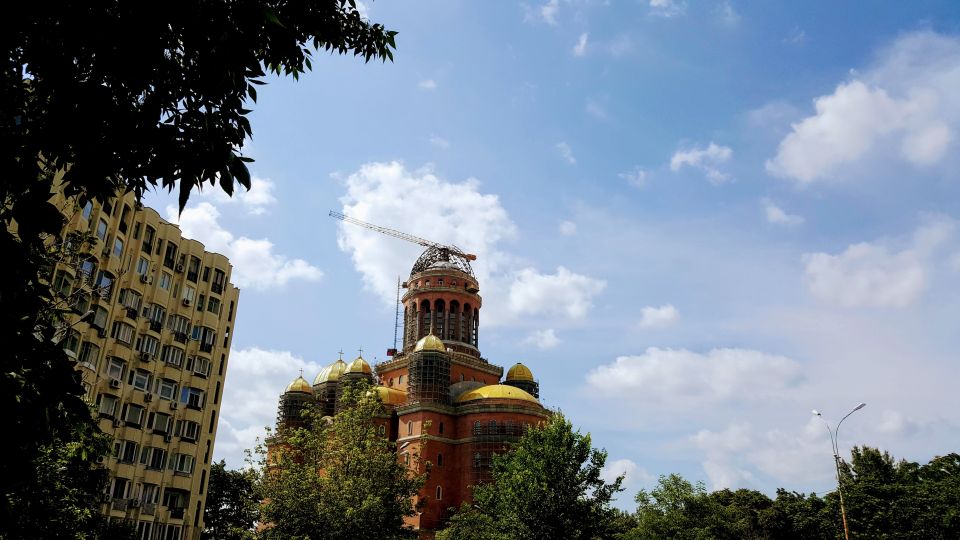 3-Hour Guided Tour of Communist Bucharest - The 1989 Revolution