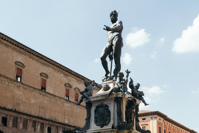 3 Hour Private Bologna Gastronomic Tour With Local Guide - Emilian Meal and Wines