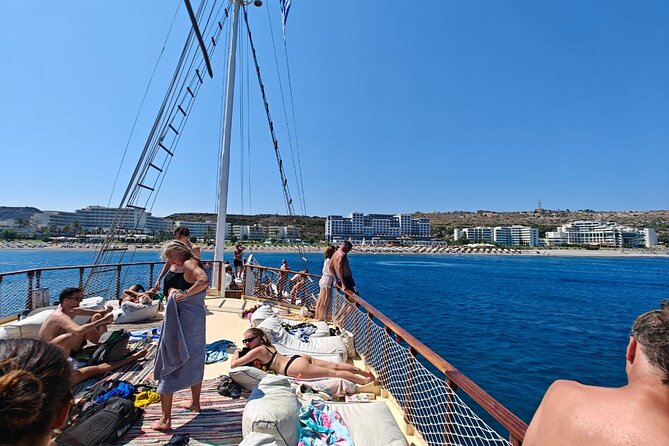 30M Wooden Traditional Boat - 6.5 Hours Day Cruise in Rhodes - Boat Specifications