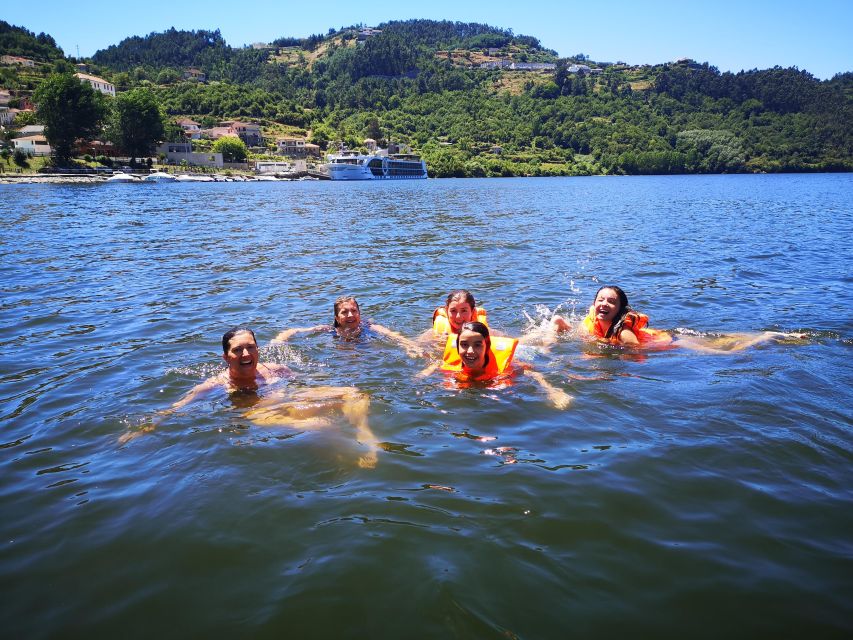 4H Private Boat Trip Douro River - Feel the Nature - Douro River Cruise