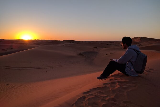 6 Hrs Desert Desert Safari & Relax at Inland Sea Desert (No Rush Tour) - Tour Inclusions and Exclusions