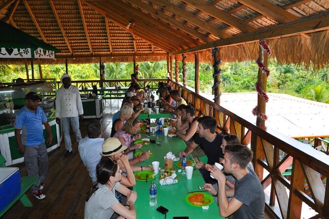 8-Hour Tour Enjoying the Dominican Culture Through the Countryside - Visit to Municipal Market