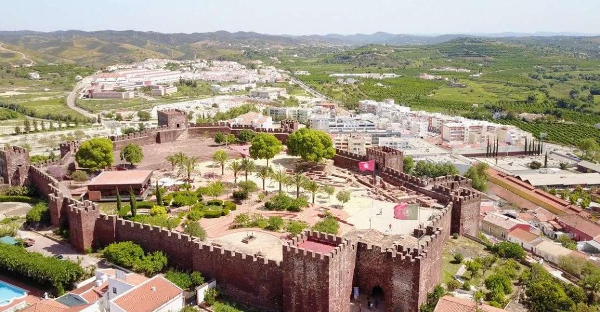 Albufeira: Silves Castle and Old Town With Chapel of Bones - Chapel of Bones in Alcantarilha