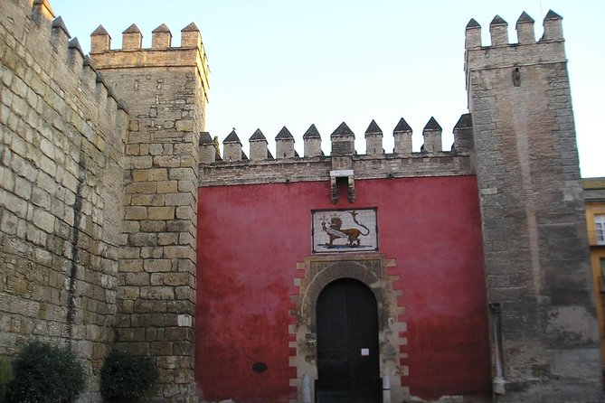 Alcazar, Cathedral, and Giralda With Entrance Included - Exploring the Alcazar