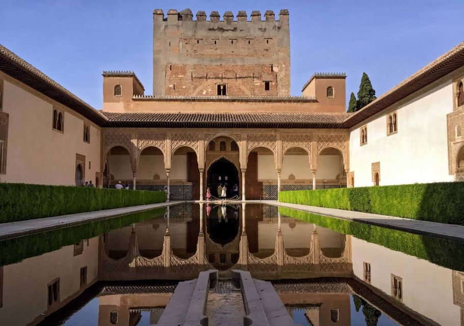 Alhambra & Generalife: Exclusive 3 Hour Private Tour - Personalized Experience