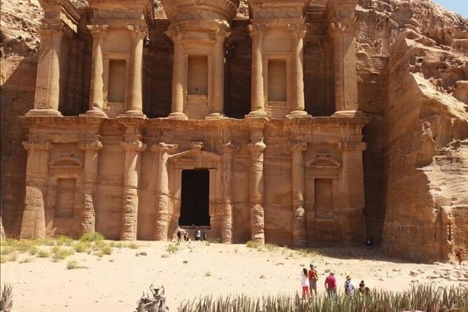 Amman to Petra Round Trip - English-Speaking Driver