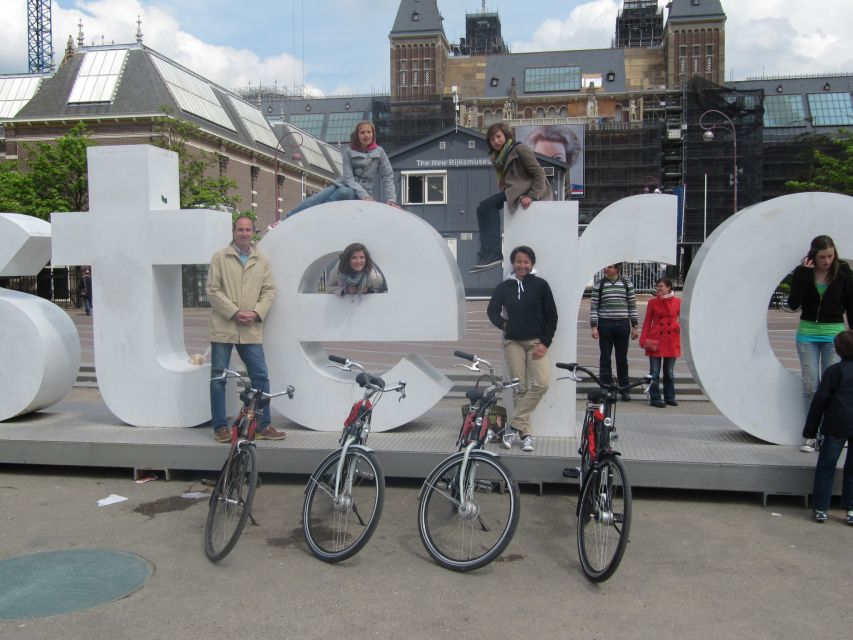 Amsterdam: Bike Rental With Free Cup of Coffee - Bike Rental Inclusions