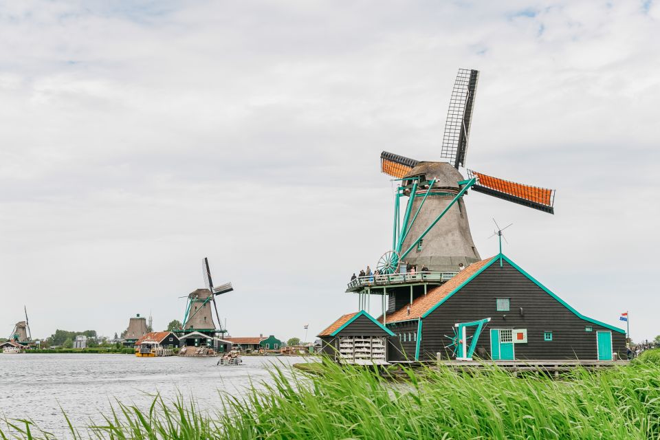 Amsterdam: Zaanse Schans, Volendam & Edam Live Guided Tour - Pricing and Booking