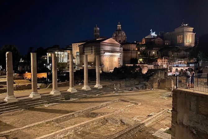 Ancient Rome at Dusk: Colosseum & Roman Forum Walking Tour - Discover the Roman Forum