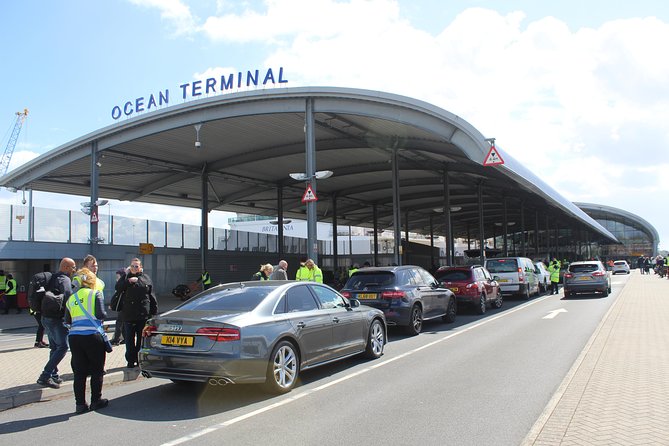 Arrival / Departure Private Transfer Heathrow Airport to Southampton Cruise Port - Accessibility and Restrictions