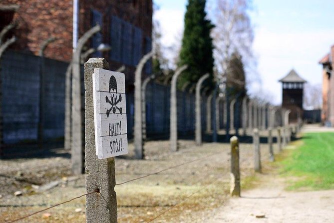 Auschwitz Tour From Wroclaw - Admission to Auschwitz-Birkenau