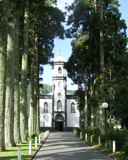 Azores Guided Tour to Volcano and Crater of Sete Cidades - Views of Sete Cidades Crater