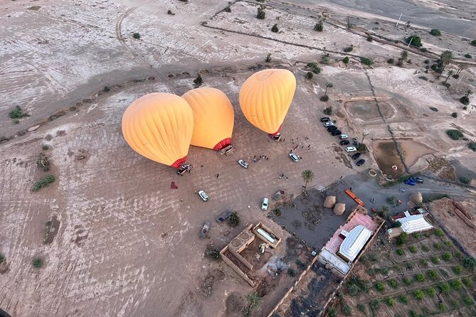 Balloon Flight With Berber Breakfast and Camel Ride Experience - Berber Breakfast Highlights