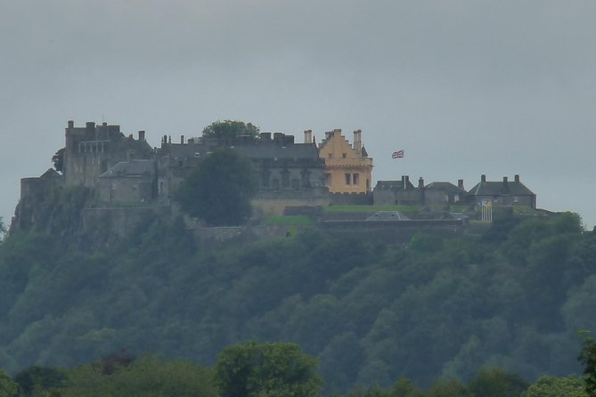 Bannockburn & Stirling Castle Private Tour From Greater Glasgow - Exploring Stirling Castle