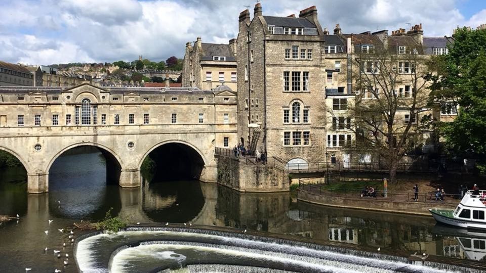 Bath: Guided City Walking Tour With Entry to the Roman Baths - Meeting Point and Directions