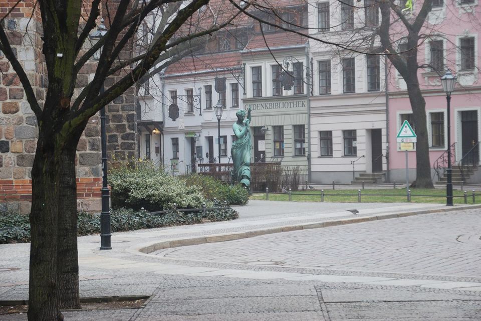 Berlin: Historic Center Walking Tour With a Real Berliner - Important Information