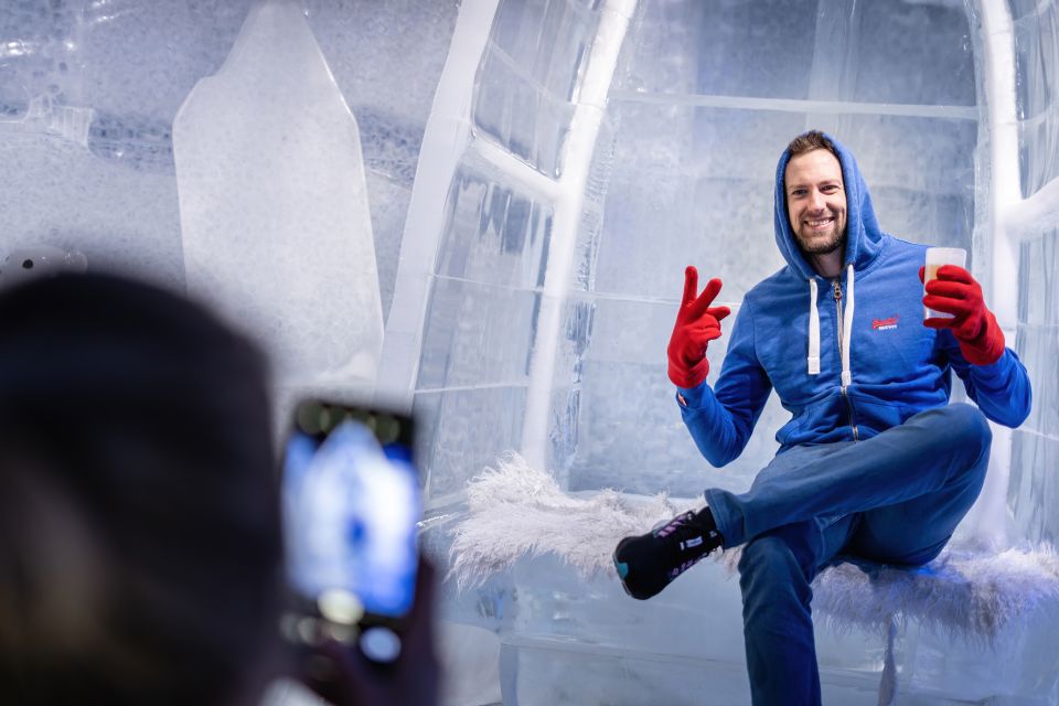 Berlin: Icebar Entrance With Complimentary Drinks - Duration and Drinks