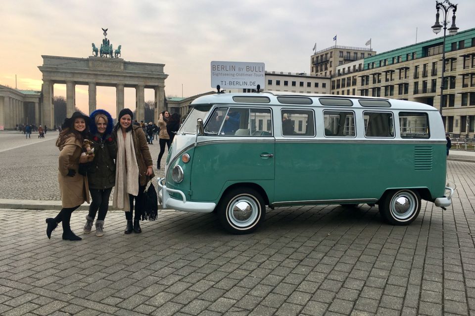 Berlin: Private Sightseeing Tour in Iconic Oldtimer VW Bus - Flexible Booking and Cancellation