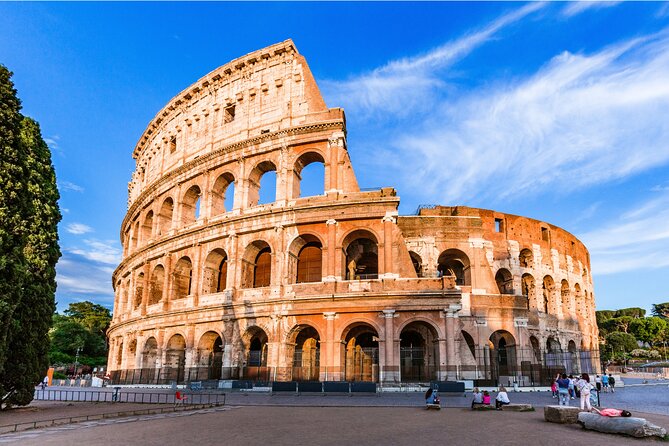 Best of Rome - Marveling at St. Peters Basilica