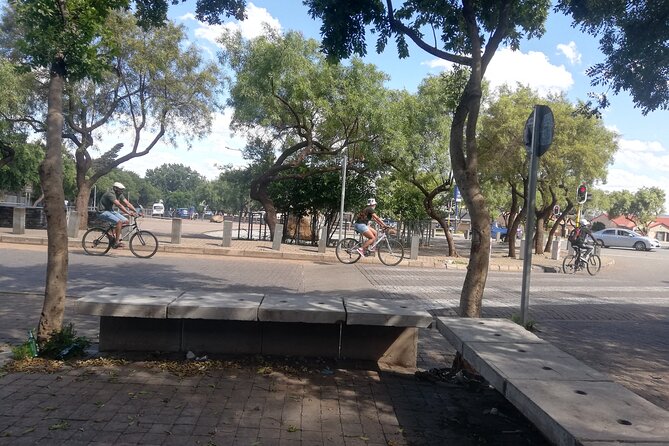 Bicycle Tour Soweto - Highlights of the Guided Bicycle Tour