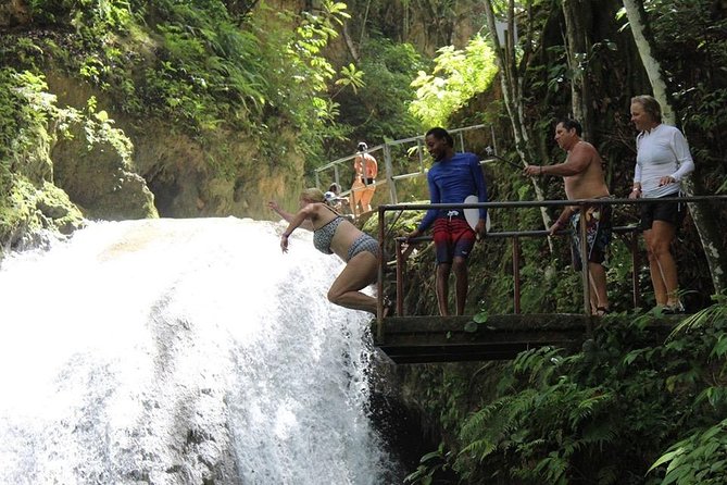 Blue Hole Waterfalls From Runaway Bay - Schedule