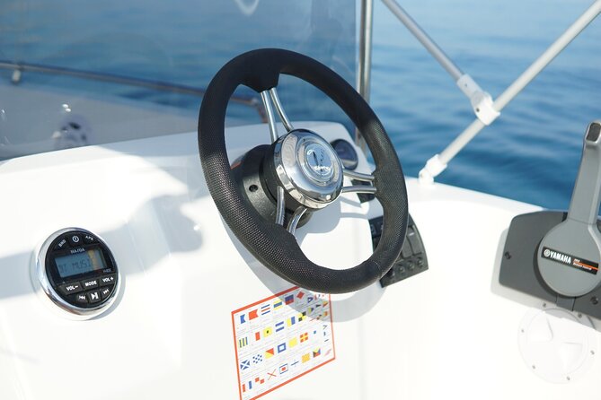 Boat Rentals Without Licence in Nerja - Transportation and Accessibility