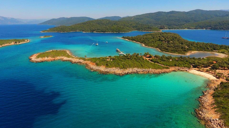 Bodrum ⇌ Gulf of Gökova | Cabin Charter Cruise - Prohibited Items