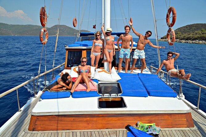 Bodrum Private Gulet Cruise With a Mediterranean Lunch - Participation and Tour Details