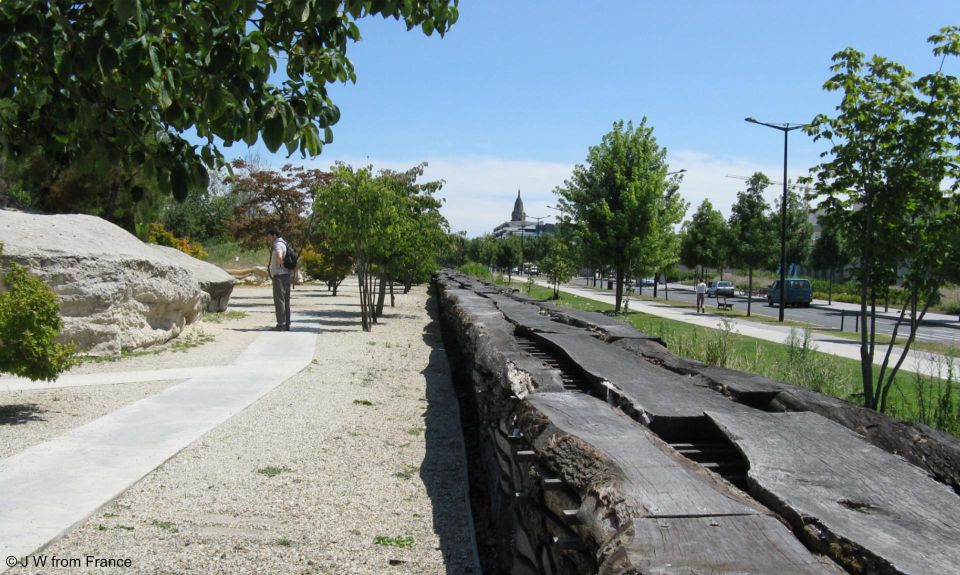 Bordeaux Contemporary Landscapes - Differentiated Quality Public Spaces